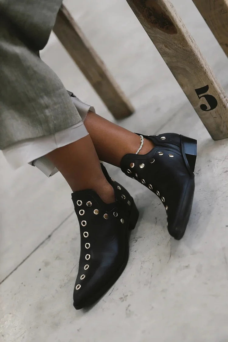 Béatrice™ | Bold Studded Elegance
