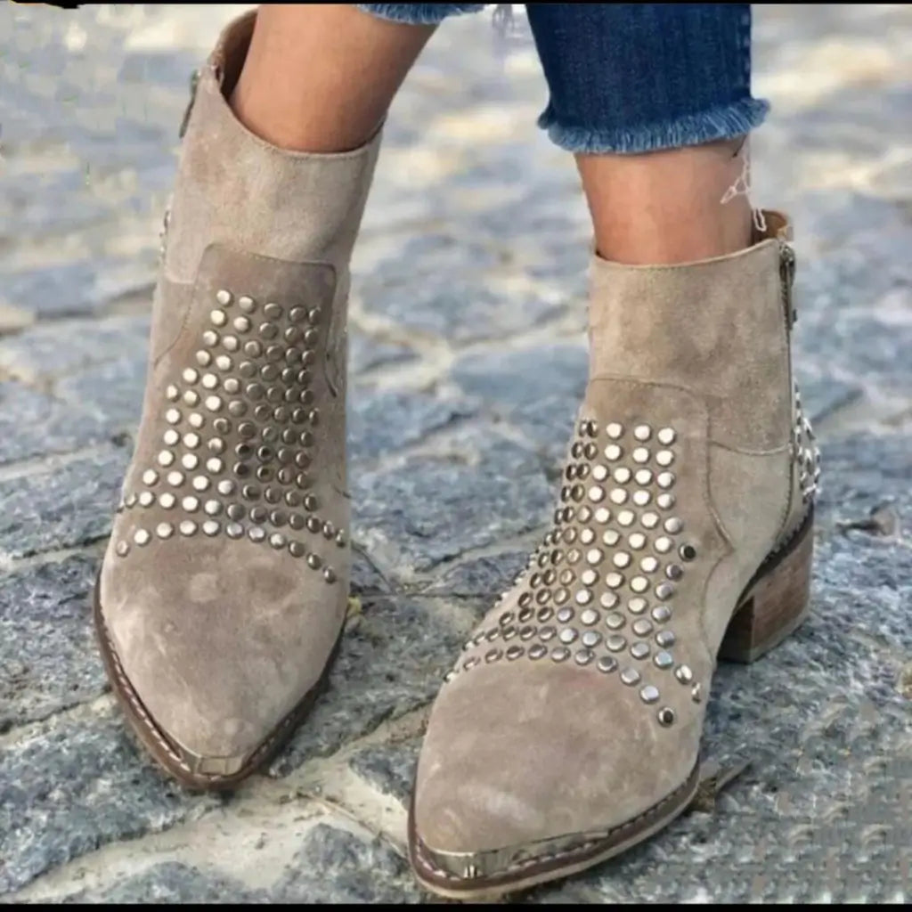 Fernande™ | Easy Studded Ankle Boot
