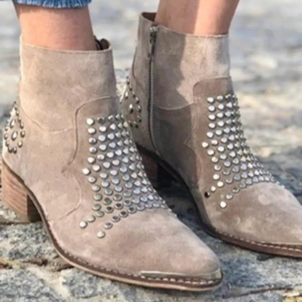 Fernande™ | Easy Studded Ankle Boot