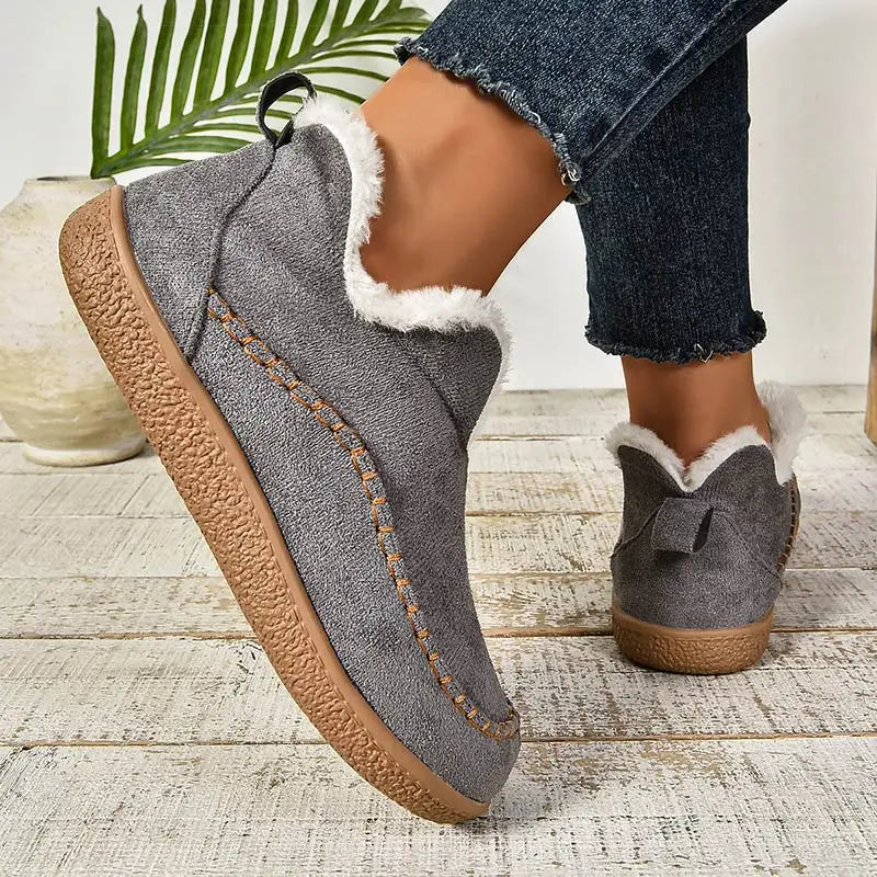Johanne™ | Unsure and Cozy