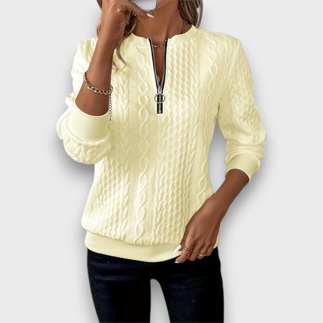 Solena – Zip-up Sweater in Twisted Knit
