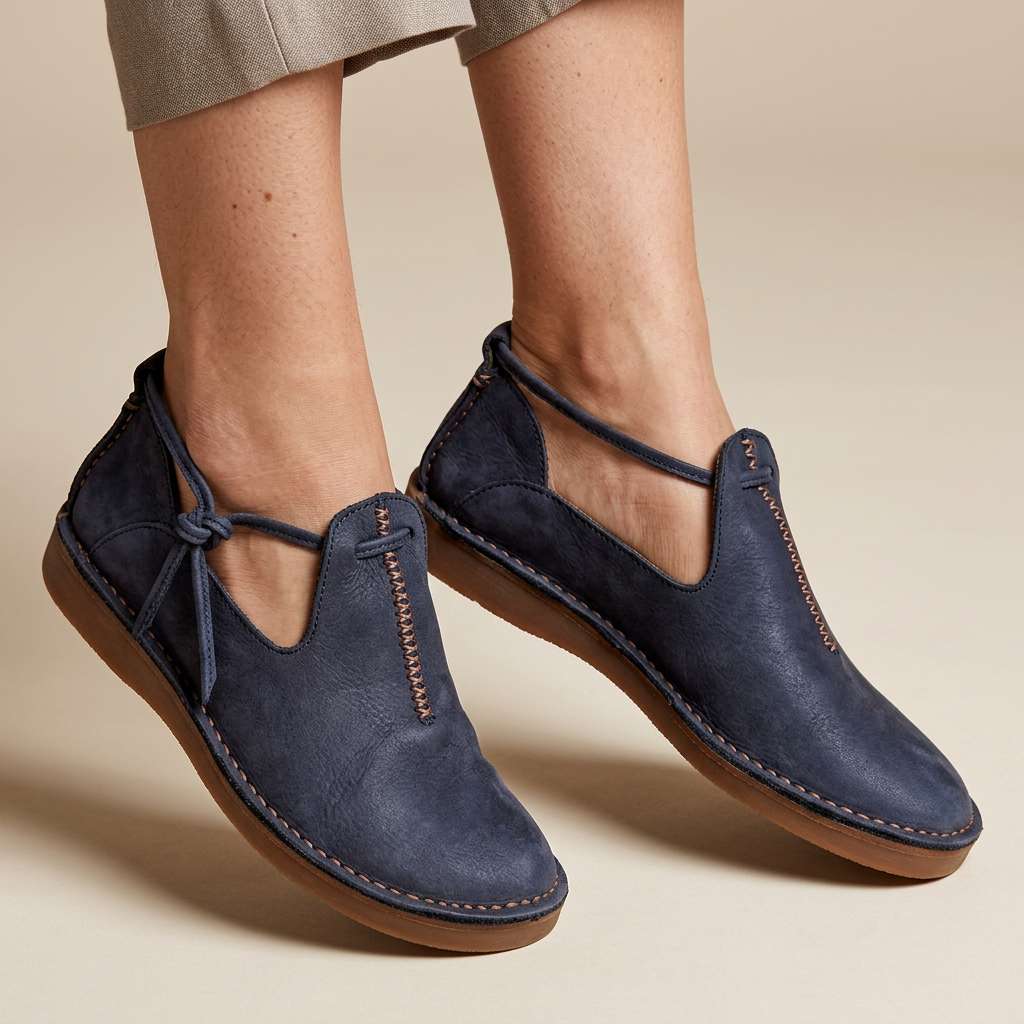 Velora | Comfortable Moccasins with Adjustable Strap